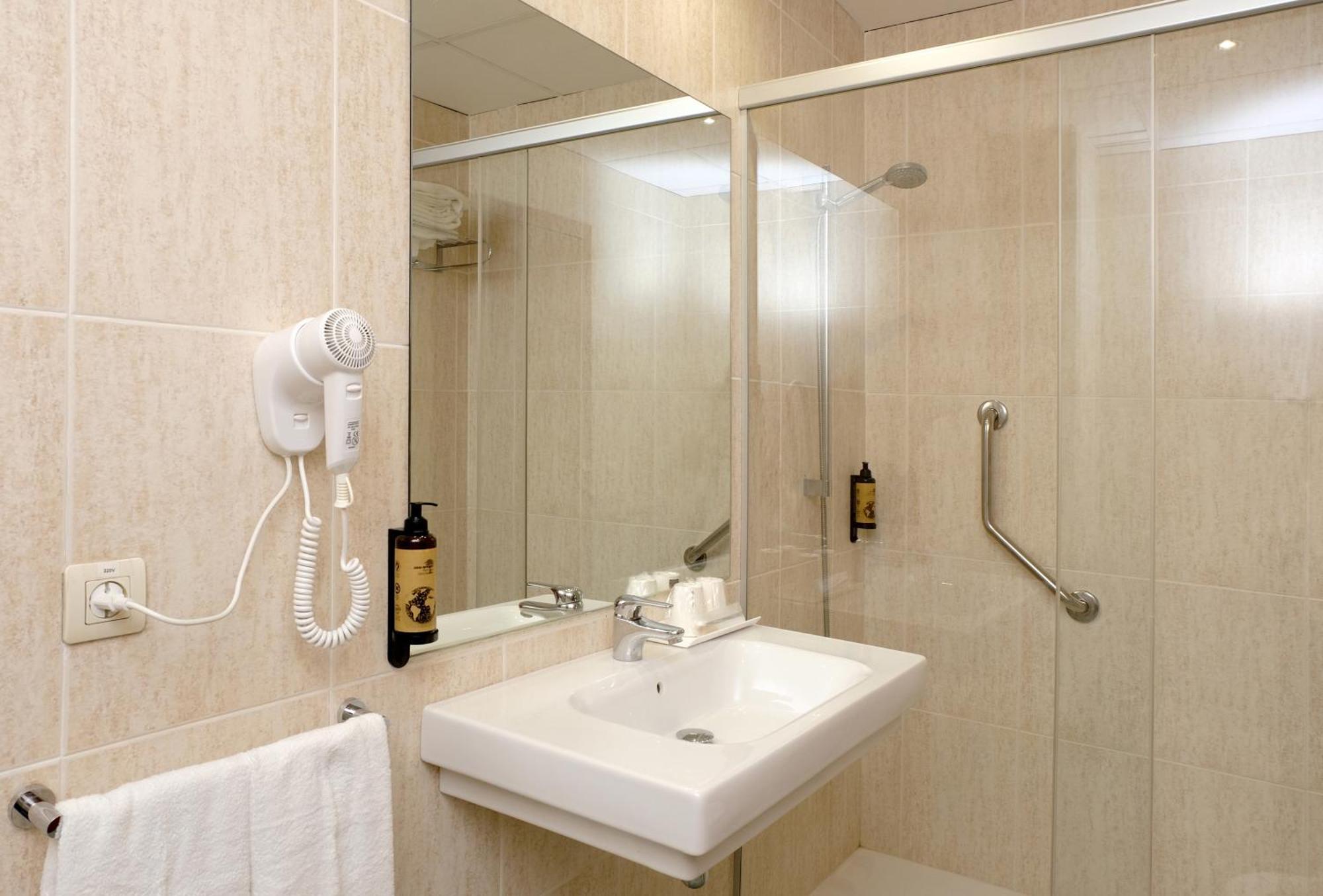 Hotel Belcaire Vall de Uxó Екстериор снимка