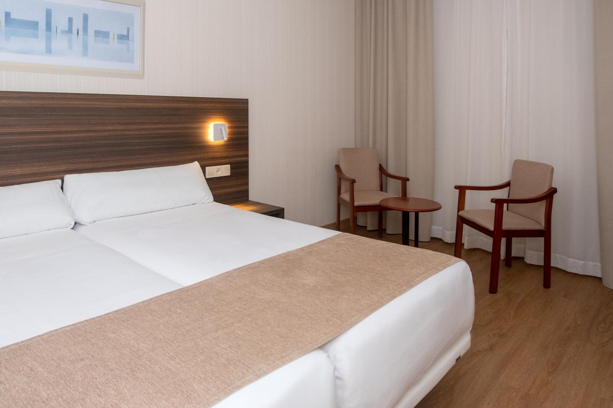 Hotel Belcaire Vall de Uxó Екстериор снимка